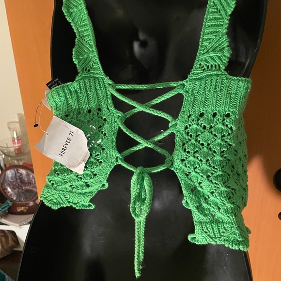 Forever 21 Green Ribbed Crop Tank Top - Picture 2 of 3